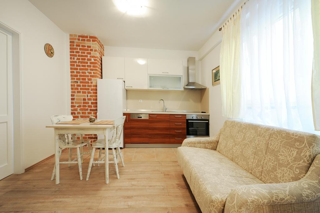Little Cosy Apartment Zadar Exteriör bild